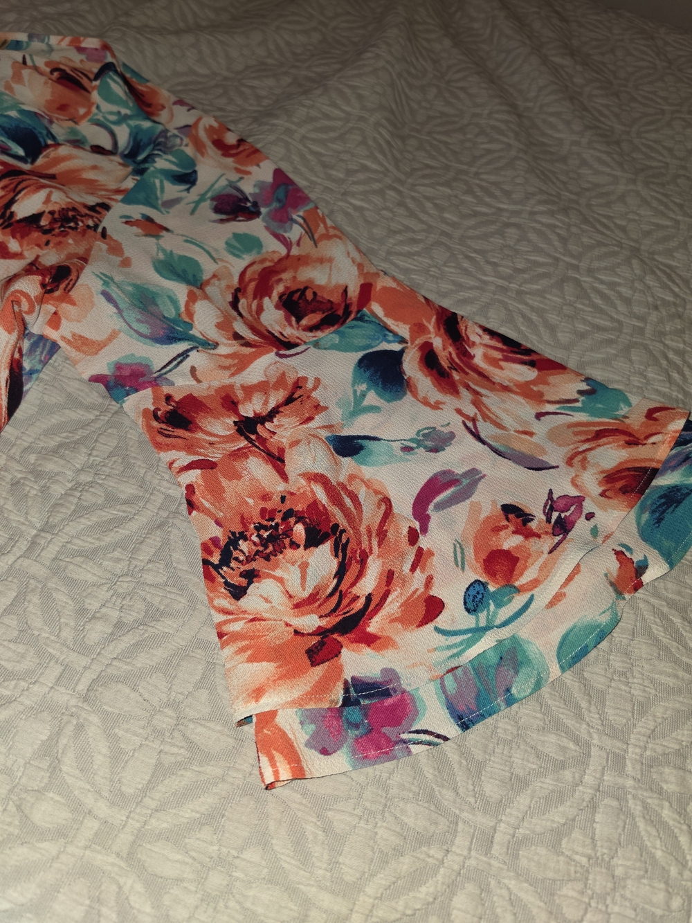 Gorgeous Floral V-Neck Tunic in Coral, Teal and White